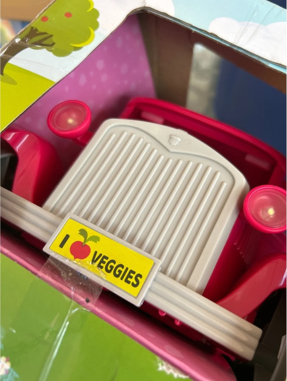 Li'l Woodzeez Hoppin' Farmers Market Truck Playset